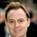 Jason Donovan, l'ex de Kylie Minogue, devient... folle dans le désert ! Superbe !