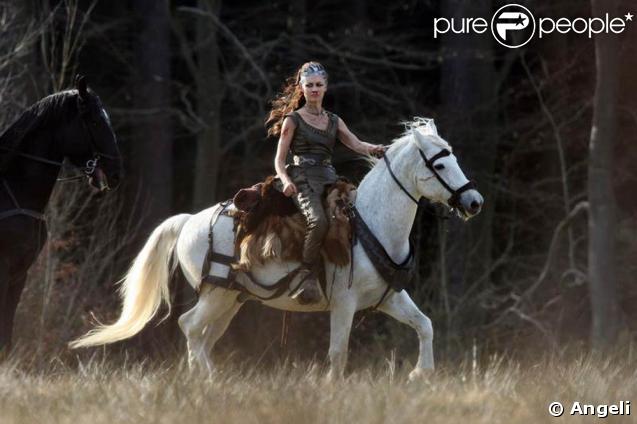 Olga Kurylenko, sur le tournage de 