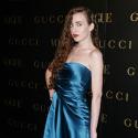 Elizabeth Jagger a adopté un look de sirène... comme sa maman Jerry Hall ! Bien joué !
