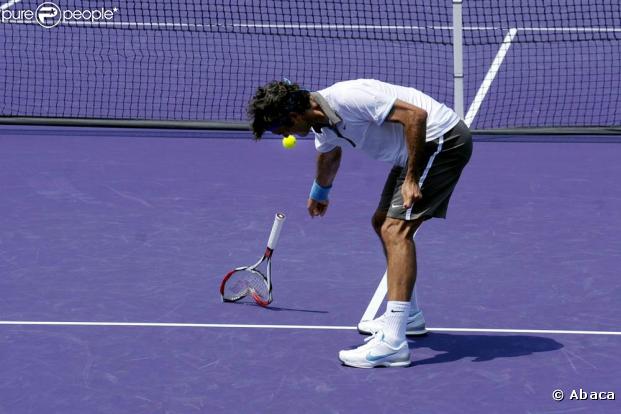 Quand Roger Federer pète les plombs en plein match... le 4 avril 2009 à Key Biscayne !