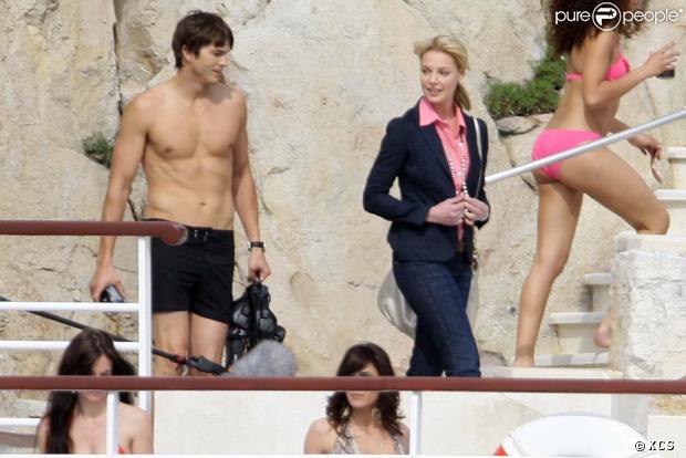 Ashton Kutcher et Katherine Heigl, sur le tournage de Five Killers, à Antibes, le 4 avril 2009 !