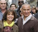Michel Fugain et son épouse Stéphanie, à la marche de solidarité, en 2006. 