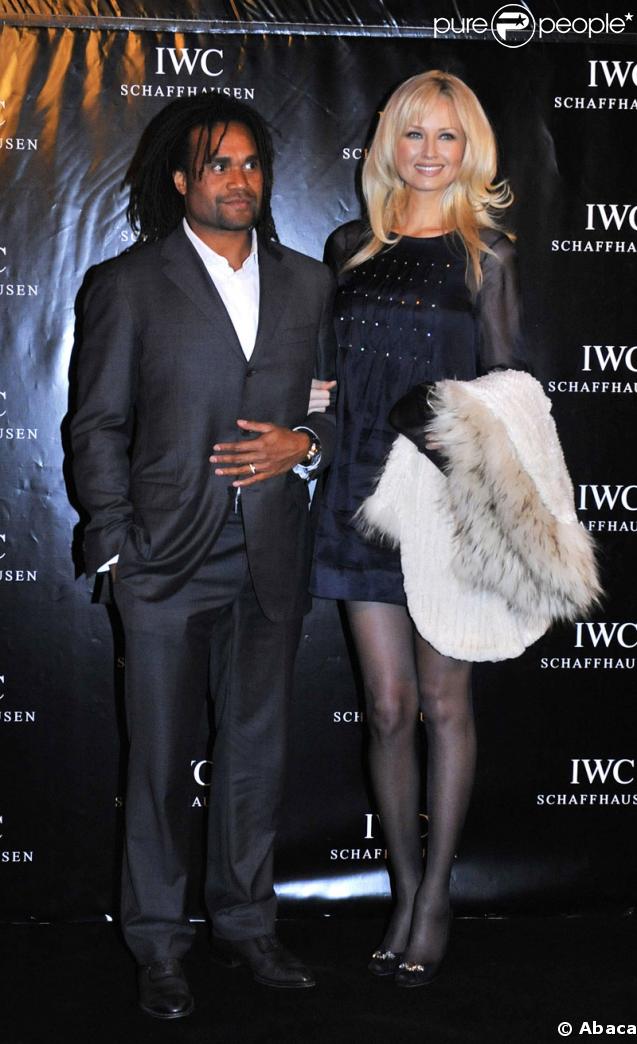 Le footballeur Christian Karembeu et sa femme le top-model Adriana Karembeu 