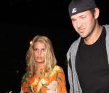 Jessica Simpson et son boyfriend Tony Romo devant le restaurant Beso, à Los Angeles, le 11 avril 2009