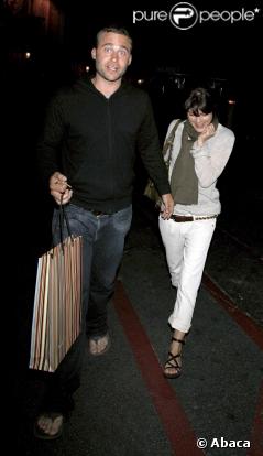 Selma Blair et son amoureux Mickey à la sortie du restaurant Nobu à Los Angeles