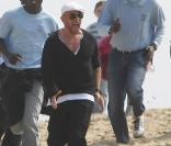 Pascal Obispo et des participants ont dévalé la dune en courant : une course pour l'environnement ? 