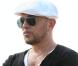 Le 22 avril, Pascal Obispo était présent au sommet de la dune du Pilat, sur le bassin d'Arcachon, pour un grand rassemblement en faveur de l'environnement