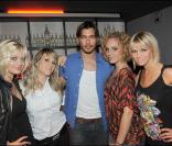 John-David, Caroline, Alice, Maéva et Marilyn de Secret Story 2