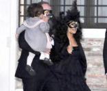 Salma Hayek, François-Henri Pinault et leur fille Valentina arrivant le 24 avril 2009 au dîner précédant la cérémonie du mariage à Venise