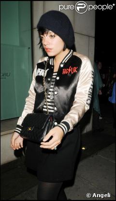 Llily Allen hier soir à Londres avait un très bon look !