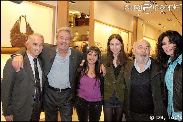 Alain Terzian, Alain Delon, Saïda Jawad, Elsa Zylberstein, Gérard Jugnot et Yamina Benguigui chez Tod's... The place to be ! 