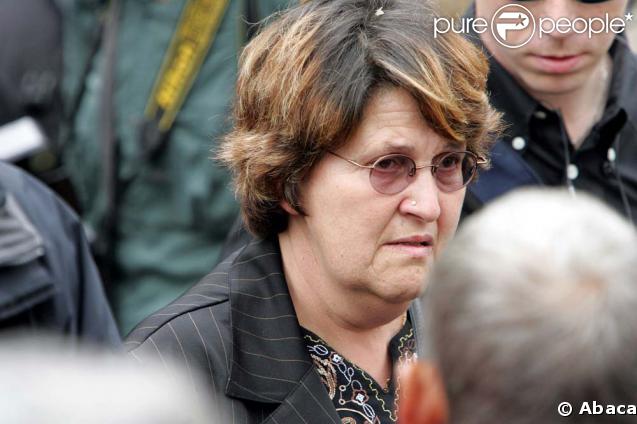 Marie-Christine Roger, alias Samantha Lemonnier, aux obsèques de Raymond Devos 