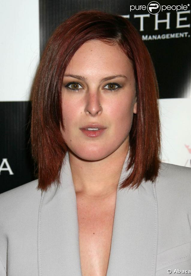 Rumer Willis et son carré auburn, lors de la soirée BritWeek Fashion Show, organisée par Genlux Magazine, au Pacific Design Center de West Hollywood, à Los Angeles, le 2 mai 2009 !