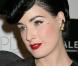 Dita von Teese tellement belle et glamour, lors de la soirée BritWeek Fashion Show, organisée par Genlux Magazine, au Pacific Design Center de West Hollywood, à Los Angeles, le 2 mai 2009 !