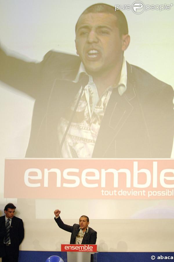 Faudel soutient le candidat Sarkozy lors des présidentielles de 2007