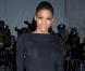 La chanteuse Ciara est plus sérieuse de face que... de dos ! 