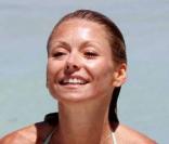 Kelly Ripa sur une plage de Miami le 5 mai 2009
