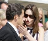 Nicolas Sarkozy préfère rester avec sa Carlita au soleil que d'assister... à la finale de la Coupe de France ?! Mais non... il y va ! (réactualisé)
