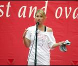 Christina Applegate a participé à la 12ème course Revlon contre la cancer, à Los Angeles