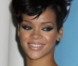 Rihanna est numéro 8 au classement des filles les plus sexy selon le magazine 