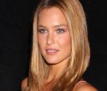 Bar Refaeli est numéro 3 au classement des filles les plus sexy selon le magazine 