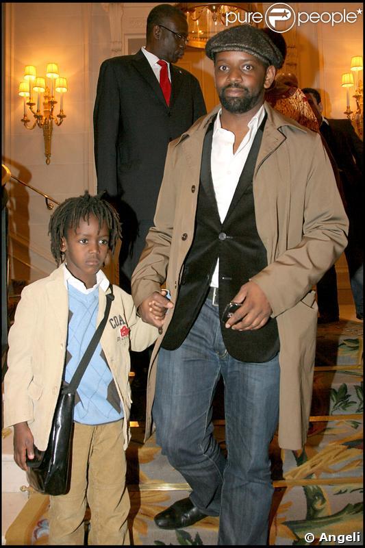 Dominique Sopo et son fils à la soirée de lancement de la chaîne Africa 24