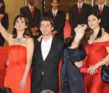 Monica Bellucci, Sophie Marceau, Marina de Van et Andrea di Stefano hier soir lors de la montée des marches à Cannes