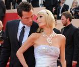 Doug Reinhardt et Paris Hilton lors de la montée des marches avant la projection d'Inglourious Basterds, au Festival de Cannes, le 20 mai 2009