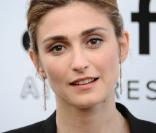 Julie Gayet à la grande soirée de l'amfAR. 21/05/09