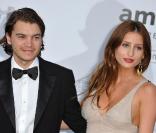 Emile Hirsch et sa compagne à la grande soirée de l'amfAR. 21/05/09