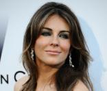 Elizabeth Hurley à la grande soirée de l'amfAR. 21/05/09