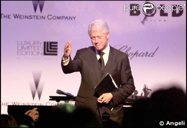 Bill Clinton à la grande soirée de l'amfAR. 21/05/09