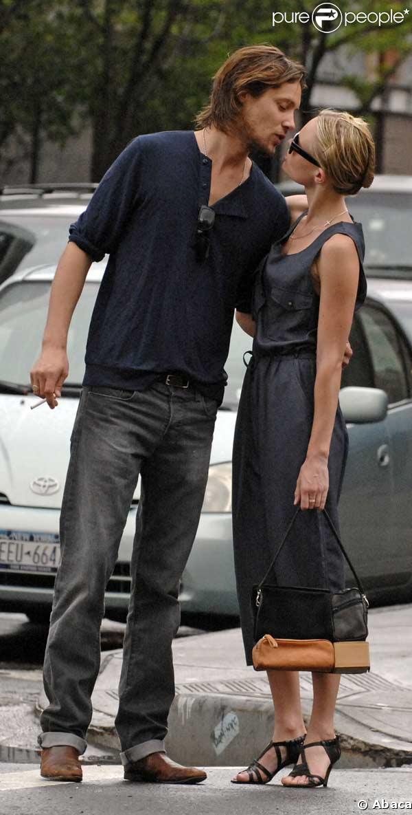 Kate Bosworth et son chéri James Rousseau dans les rues de New York