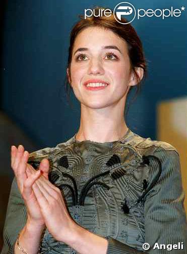 Charlotte Gainsbourg lors de la cérémonie d'ouverture du Festival de Cannes en 2001 