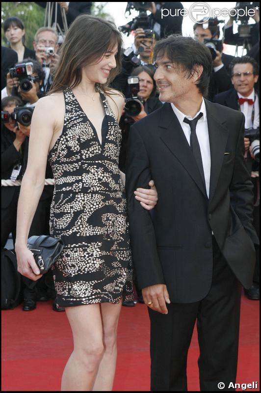 Charlotte Gainsbourg et Yvan Attal se rendent à la cérémonie de clôture du 62e Festival de Cannes le 24 mai 2009 