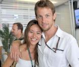 Jenson Button, vainqueur de son 5e Grand Prix de la saison à Monaco, avec sa petite amie Jessica Michibata