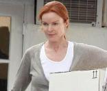 Marcia Cross va à la poste seule (25 mai, Brentwood)