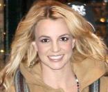 Britney Spears est une jolie blonde... Rien à voir avec sa mère ! 