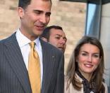 Letizia et Felipe d'Espagne à leur arrivée en Colombie hier
