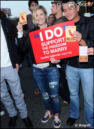 Drew Barrymore manifeste pur le mariage gay
