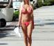 Shauna Sand : une vrai connaisseuse en matière de bikini, elle en a toute une panoplie vu qu'elle vit sous le soleil de Miami toute l'année... Elle a bien raison d'en profiter ! 