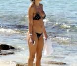 A 45 ans, Lisa Rinna peut sans complexe se pavaner sous le soleil des Caraïbes !<br />