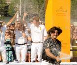 Prince Harry s\'éclate après le match de polo de NYC<br />