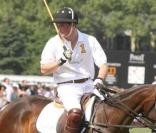 Prince Harry participe au match de polo organisé à NYC