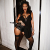 Rihanna : Torride en lingerie, elle régale ses admirateurs