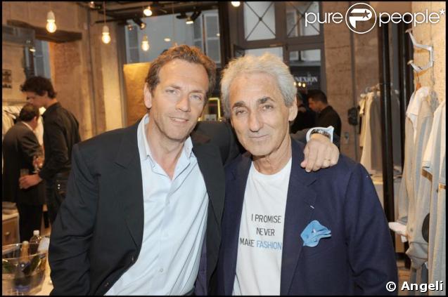 Stéphane Freiss et Patrick Frèche à l'inauguration de la boutique de vêtements, rue Yvonne Le Tac, dans le 18ème arrondissement