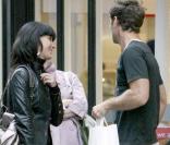 Jude Law en plein séance drague à Londres...