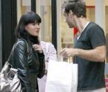 Jude Law en plein séance drague à Londres...