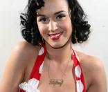 Katy Perry, ultra sexy pour le Summertime Ball de la radio londonienne 95.8 Capital FM