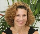 Sylvie Flepp : Mirta Torres c'est la gérante du Select au Mistral. Plus forte, courageuse et tête de bois que Mirta... il n'en existe pas !  